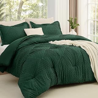 JOLLYVOGUE Emerald Green King Size Comforter Set, Boho Tufted Bedding Set 3-Piece, Ultra Soft Prewashed Microfiber, Includes 1 Comforter & 2: Jacquard Weave and Production Notes