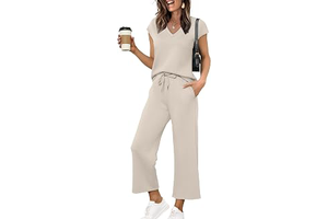 Two Piece Sets for Women Summer Outfits Lounge Sets V Neck Tops Wide Leg Pants Woman Vacation Travel Outfits: OEM Production and Sizing Notes