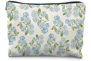 Blue Hydrangea Floral Makeup Bag for Women, Cottagecore Blue Hydrangea Flower Block Print Portable Cosmetic Bag Travel Toiletry Zipper Pouch: Print Design and Production Notes