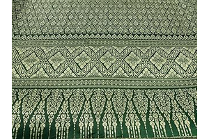 Amornphan 44 Inches Traditional Thai Silk Damask Fabric for Wedding Dress Skirt Green and Gold By the Yard: Fabric Sourcing and Quality Notes