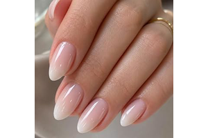 UNA GELLA Press On Nails Short Almond, Nude Ombre Fake Nails Fall Winter: Ombre Dyeing and Production Notes