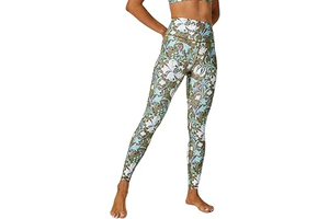Sustainale High Waisted Yoga Capris Leggings with Pockets for Women Workout Fitness Running Pants Tight: Print Design and Production Notes