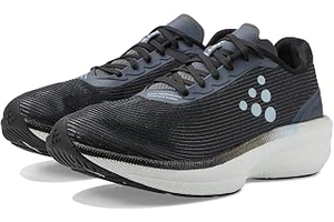 Pro Endur Distance Black/White 8.5 D (M): Jacquard Weave and Production Notes